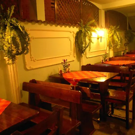 Prima Vera Hotel 2*