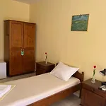 Prima Vera Hotel 2*